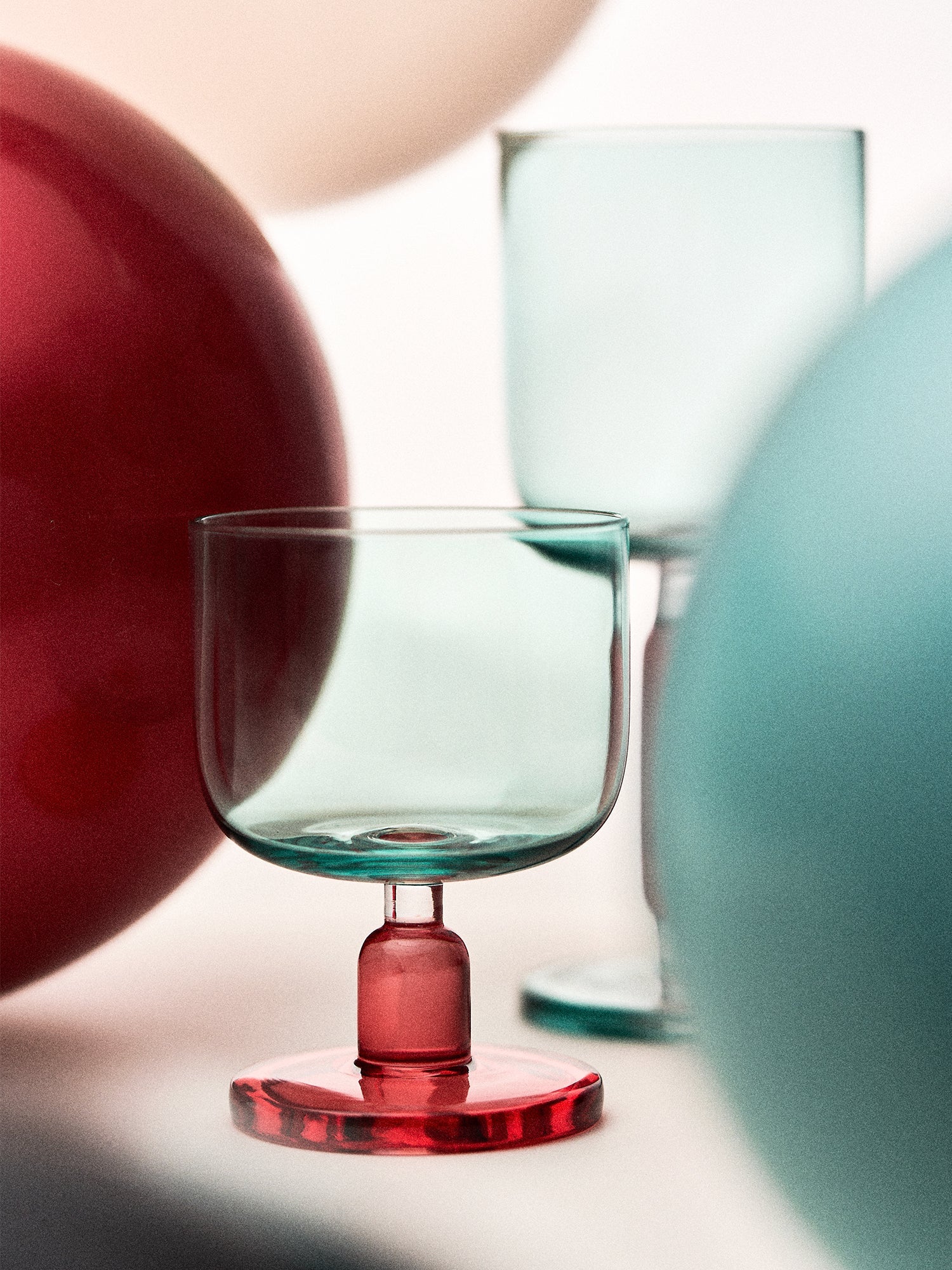 Azure Rasberry Wine GlassSHORT