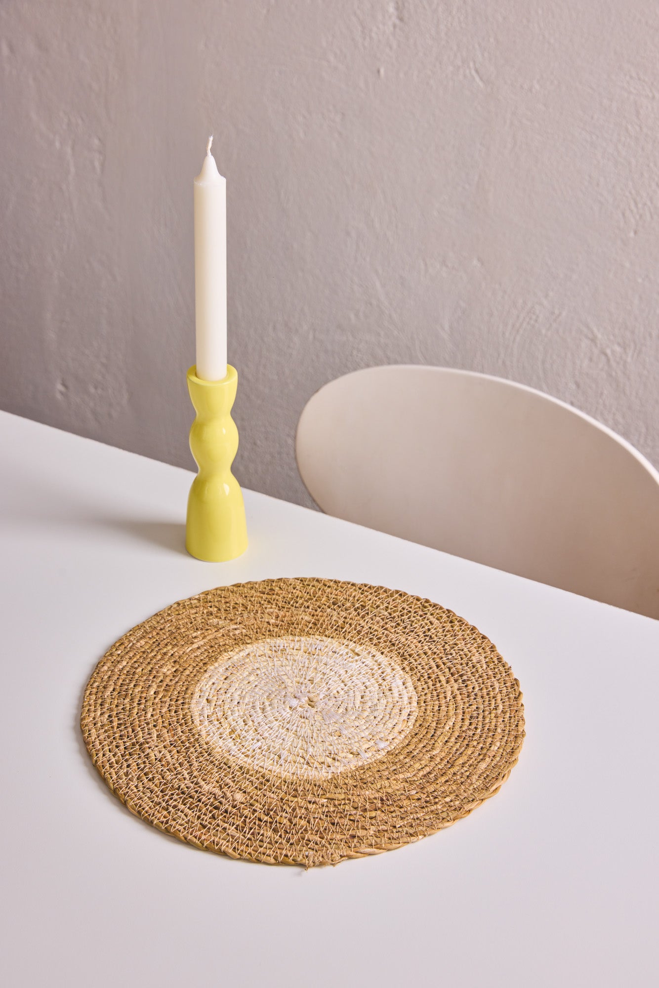 Seagrass placemat in beige and white by YOD&CO
