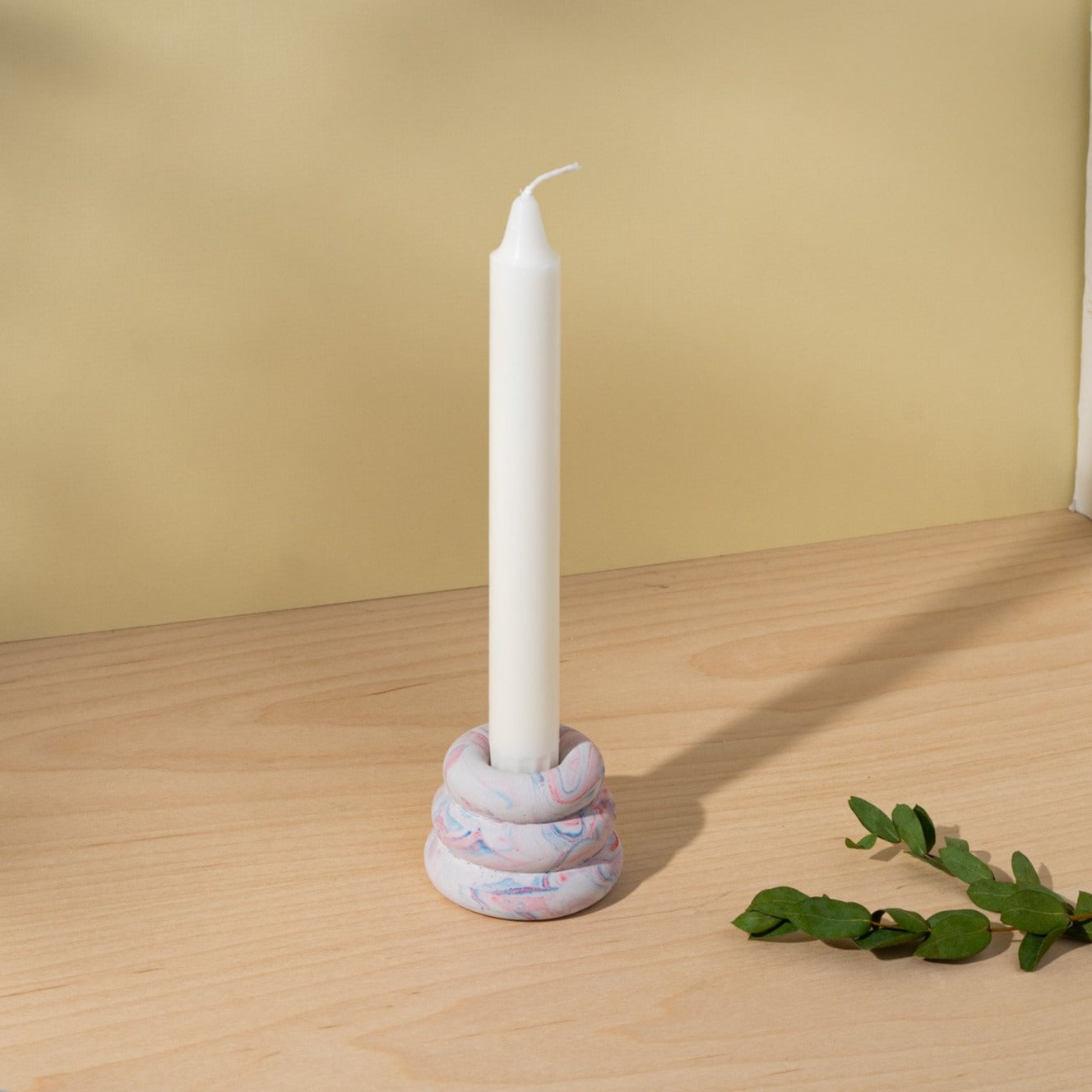 Triple O candleholder marble