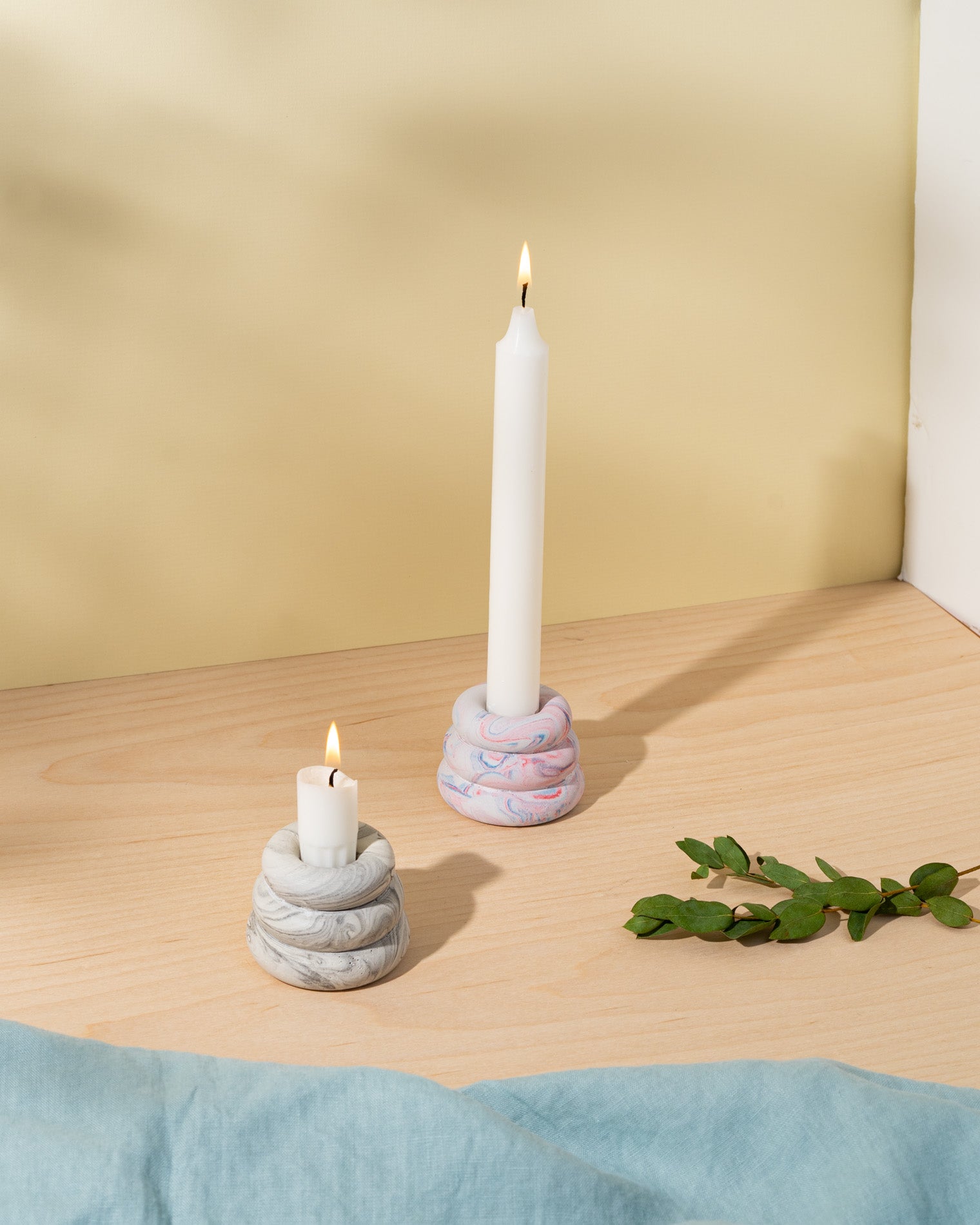 Triple O candleholder marble